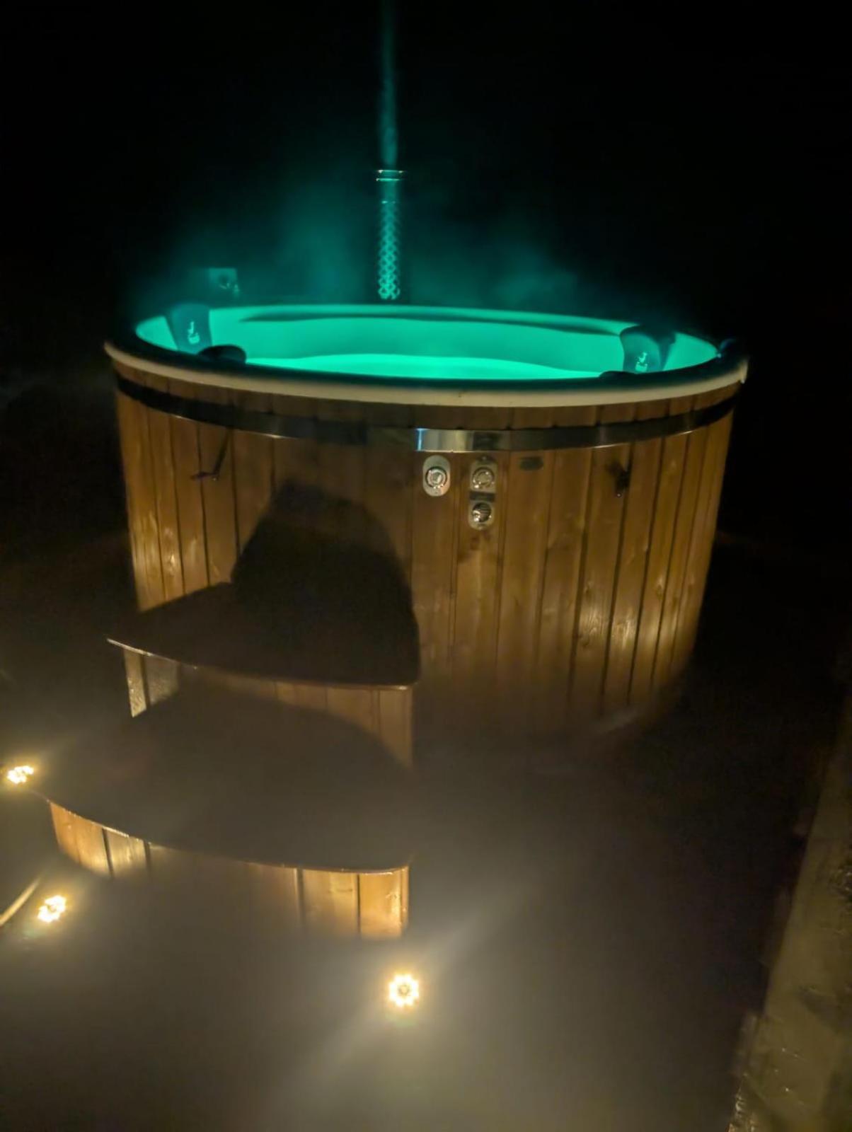 Caplor Glamping & Lodges Hereford Exteriér fotografie