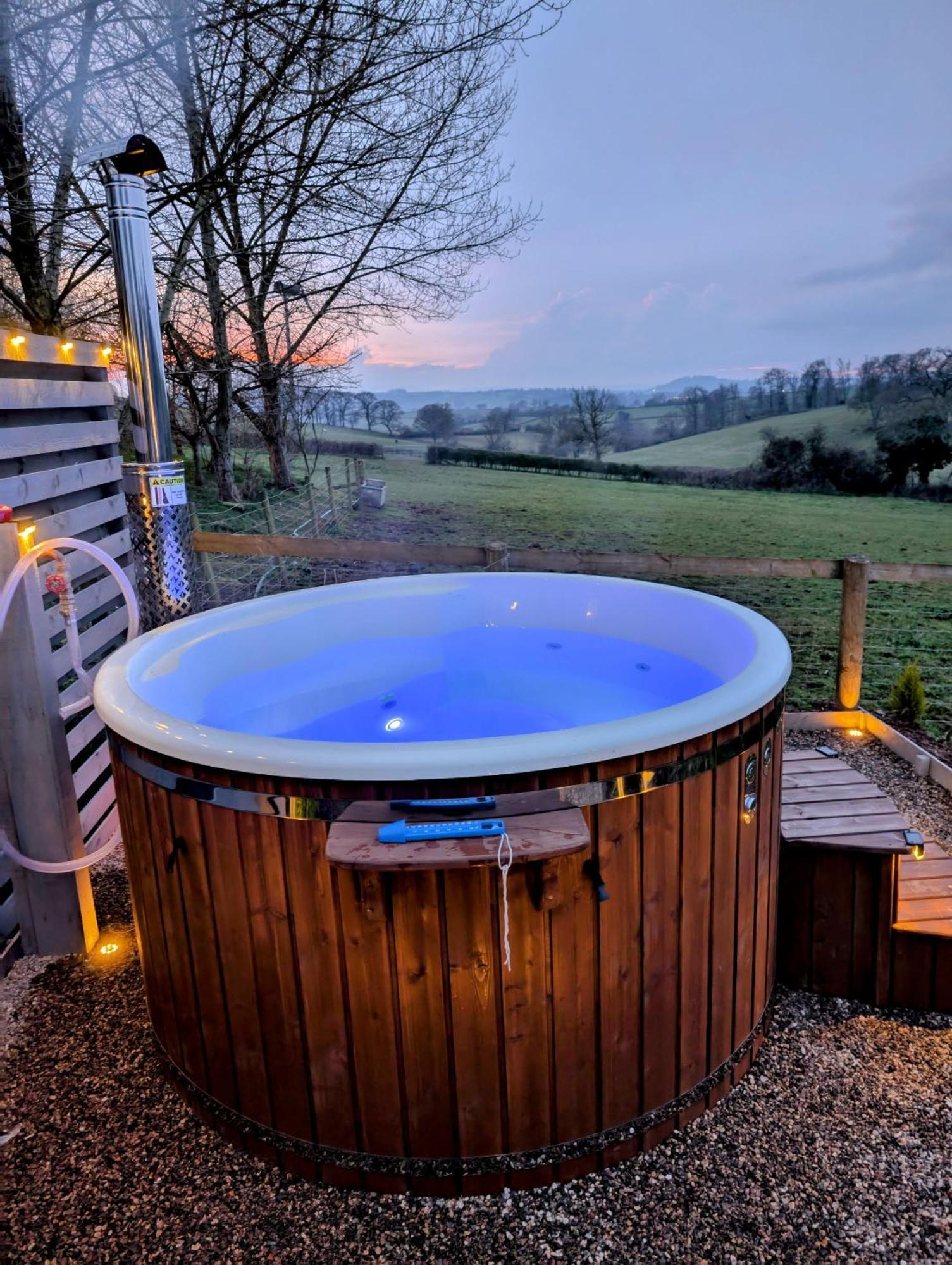 Caplor Glamping & Lodges Hereford Exteriér fotografie